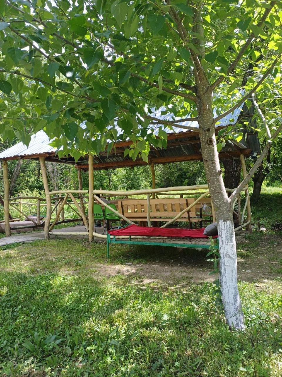 Basuta Guesthouse Kapan 外观 照片